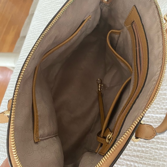 Michael Kors Purse - Picture 3 of 12